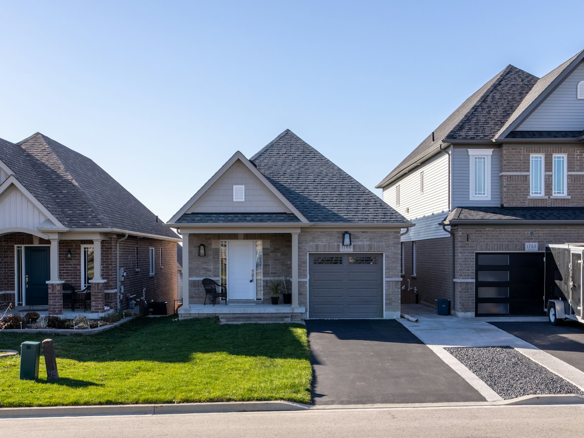 Row of new build townhomes